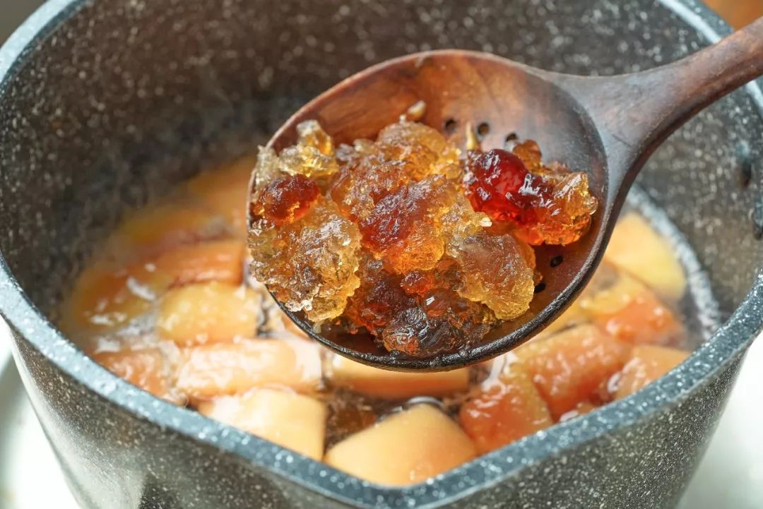 你吃过没？好吃的桃胶其实是种病！