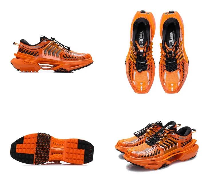 明星们脚上的球鞋，悄悄变贵了