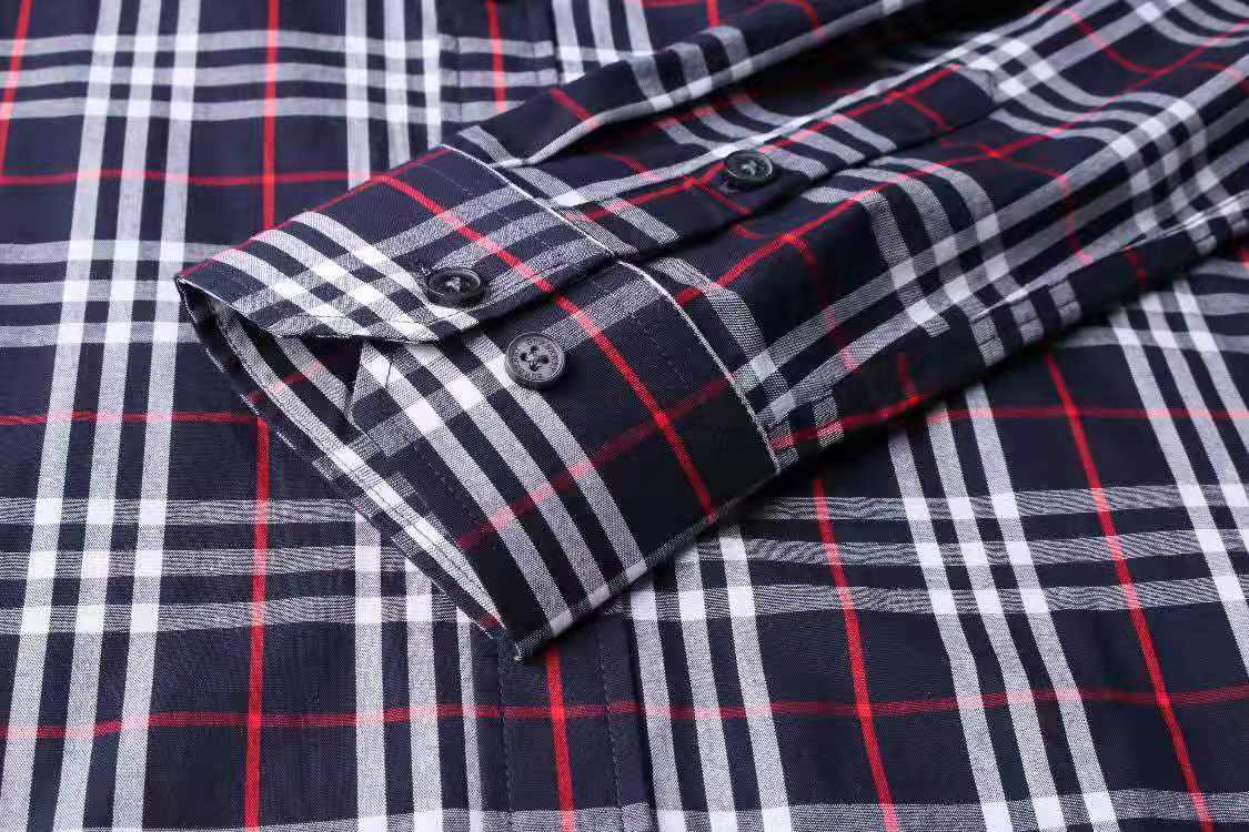 巴宝莉格子衬衫专柜最新款,巴宝莉经典格子衬衫图片