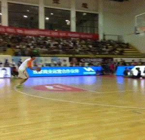 巅峰时期罗杰vs巅峰时期白胡子,罗杰巅峰打球集锦