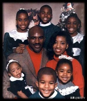 c罗生了多少个小孩,c罗的五个孩子都是他的吗