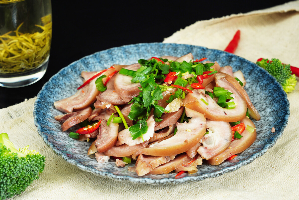 二月二龙抬头属龙的不能吃什么,二月二龙抬头吃龙食寓意