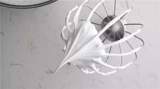 烘焙知识打发蛋清为什么要加盐,烘焙知识打发蛋白