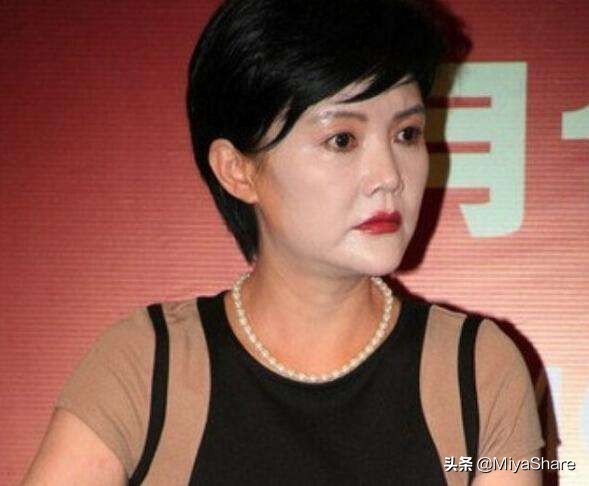 底妆颜色选暗颜色好不好,底妆色号买深了