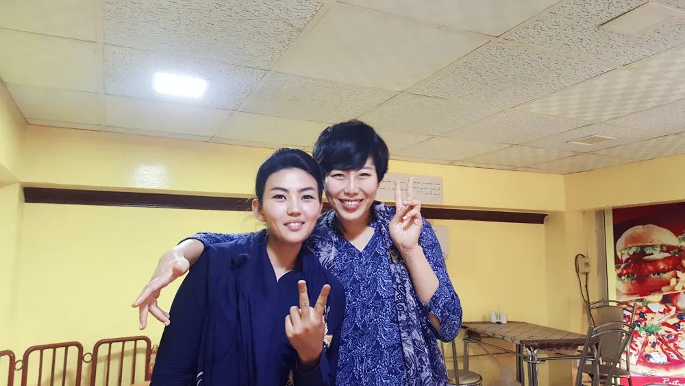 罩袍下的阿富汗,罩袍阿富汗