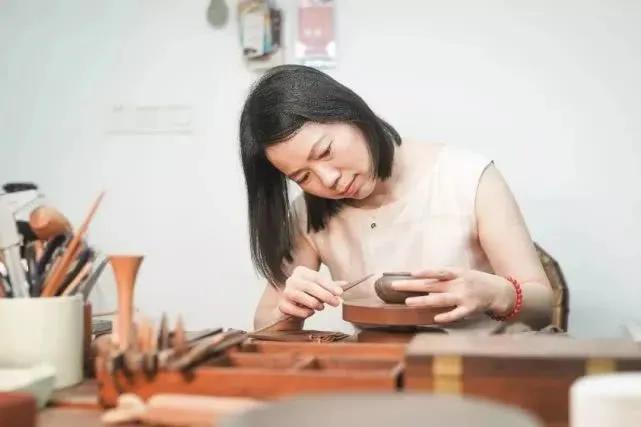 喻小芳,喻小芳紫砂