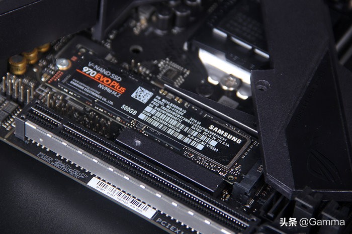 公认散热好的itx机箱,支持240水冷和RGB光控的itx机箱