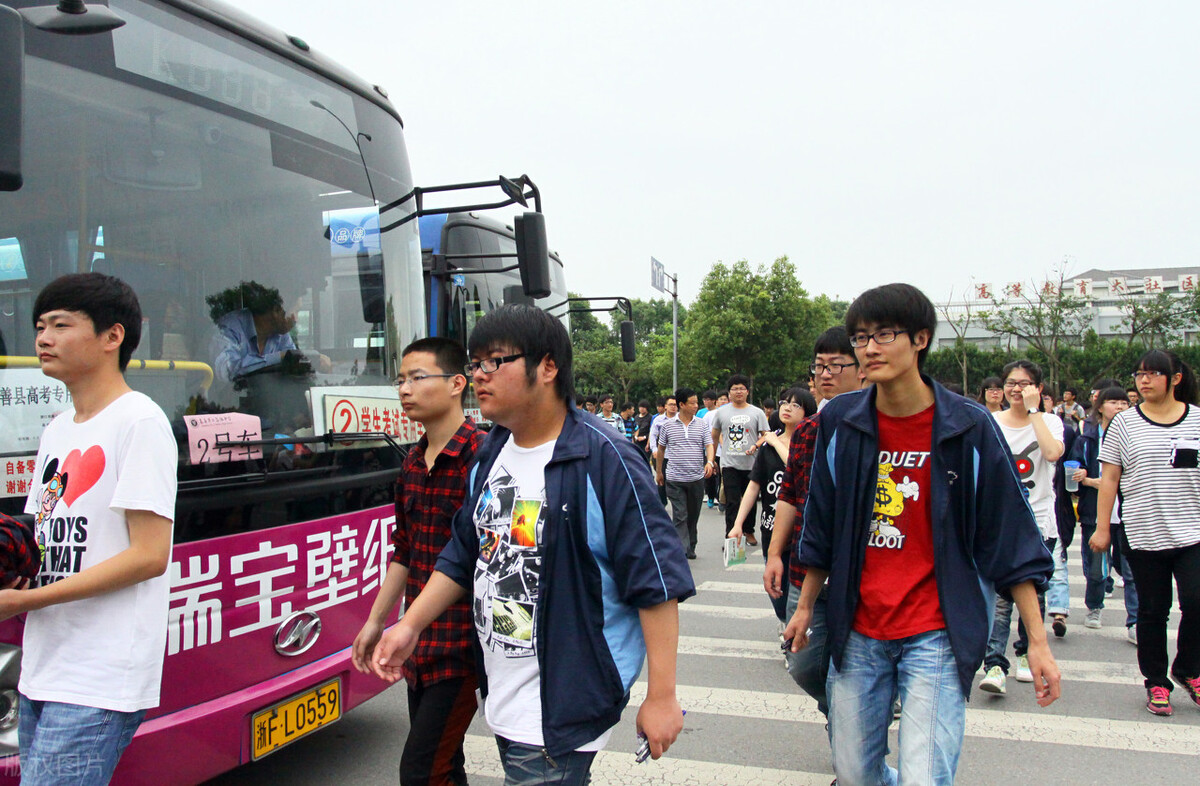 你心目中的浙江是什么样子的呢,你们眼中的浙江是怎么样的