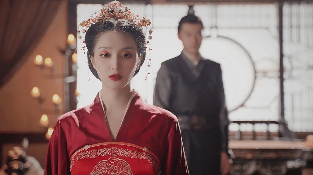 网大版《封神》上映，女主“裹着几块布”秀身材，又毁了一部经典