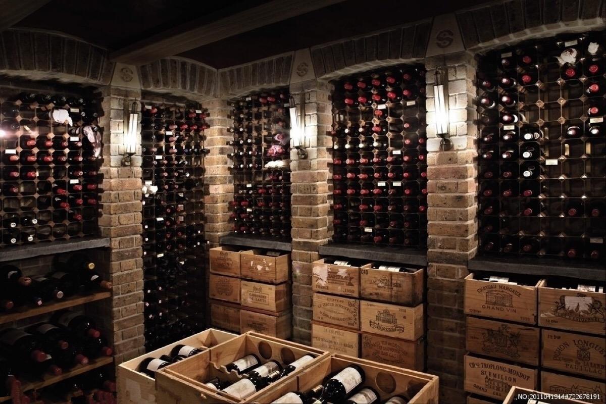 民族风格酒柜设计现代简约,轻奢风格餐厅酒柜设计