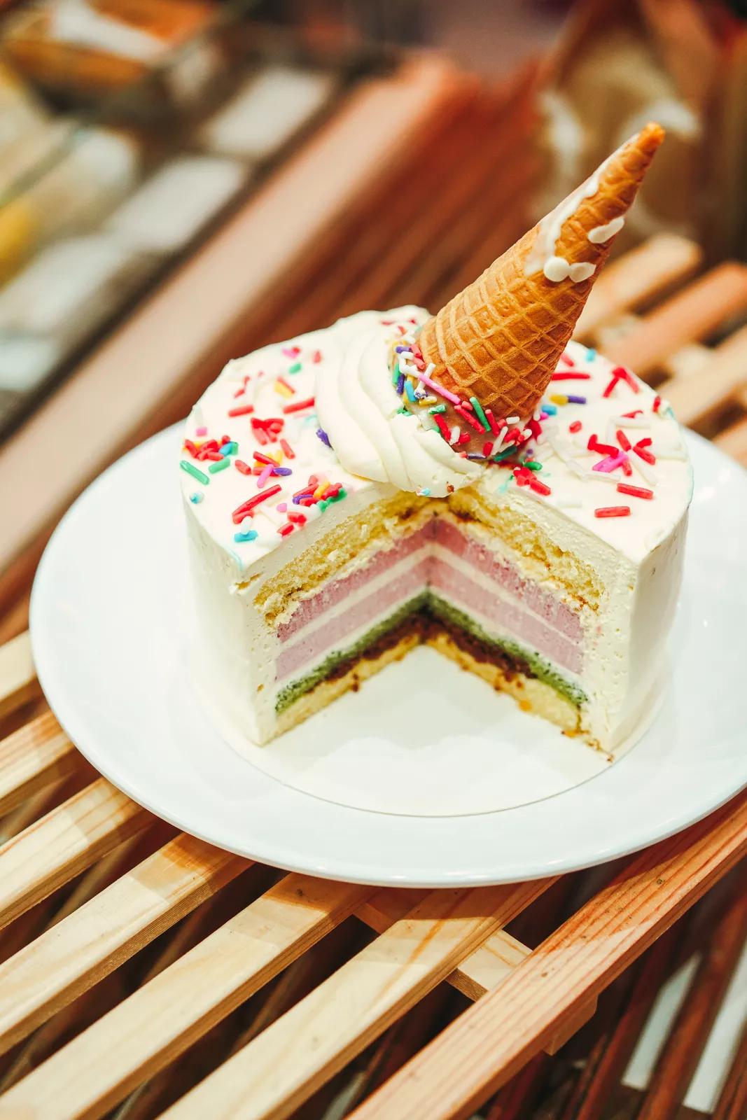 想不想收到众神的礼物?沁园“潘多拉”蛋糕给幸运的你