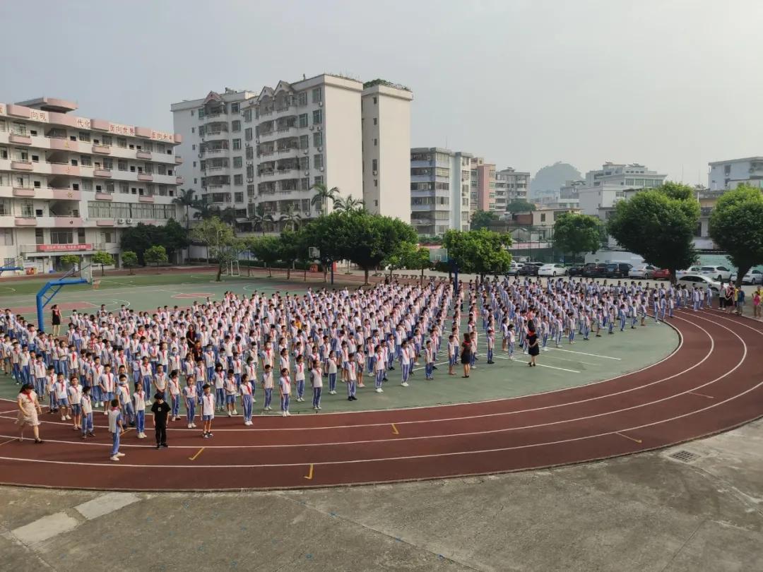 开学啦元气满满迎接新学期到来,见证奇迹的时刻开学