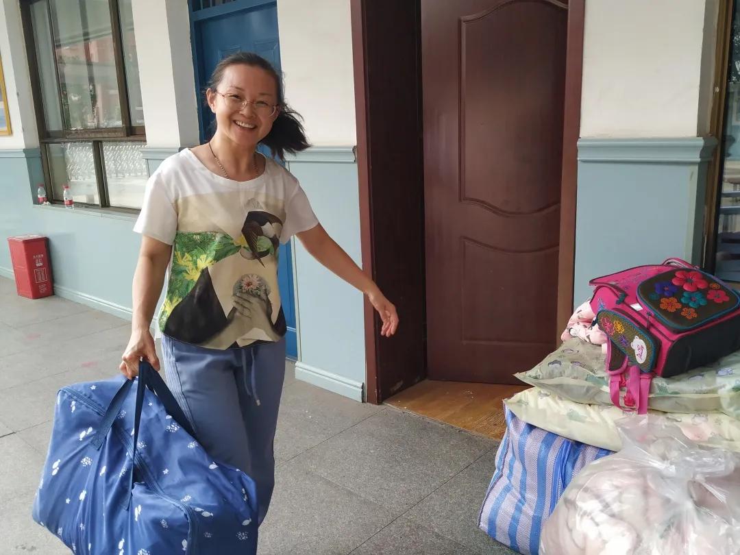 微光汇聚 终成灿阳—郑州市中原区汝河新区小学积极助力灾后重建