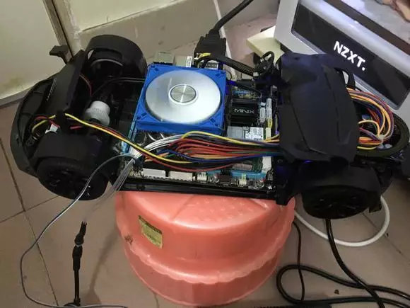 和这个贴吧比起来,虎扑男孩弱爆了