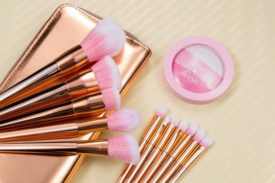 人妖成为泰国四宝之一！跨境电商人必须了解的泰国