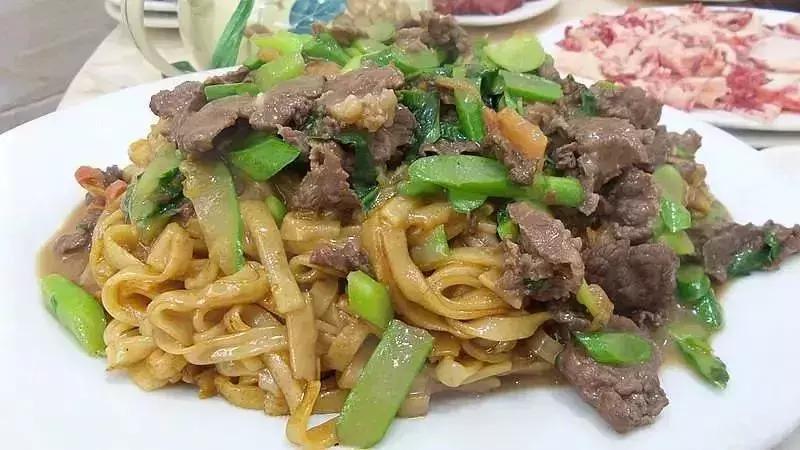 千万不要和谁做朋友,千万不要和人缘好的人做朋友