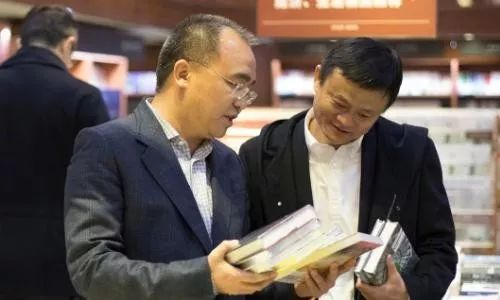 武汉16家方舱医院关门大吉，是时候曝光这位湖北首富了