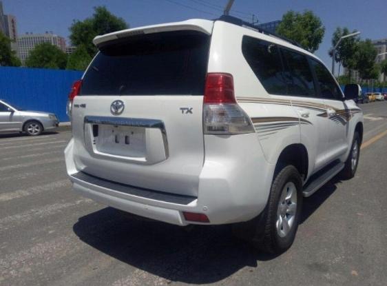 丰田霸道后边vx是什么意思,丰田霸道尾标tx