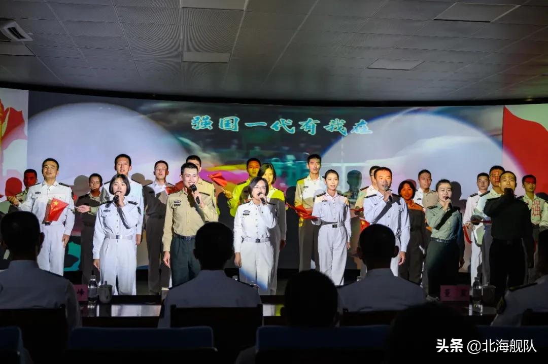 后浪奔涌在时代的潮流里,后浪奔涌而来