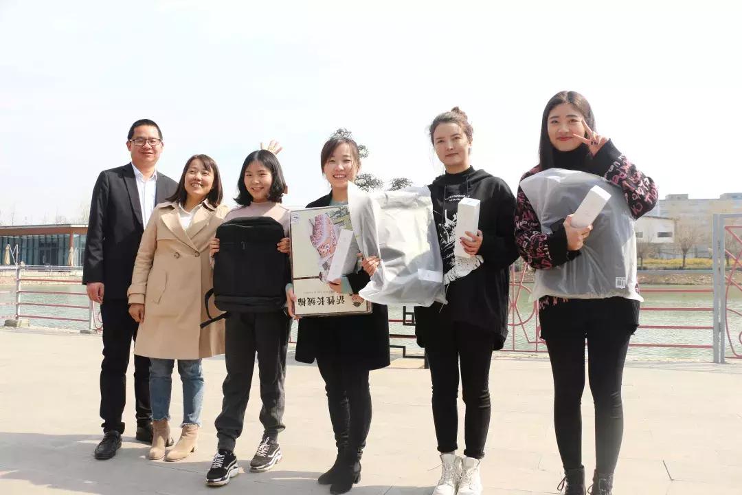 有颜又有趣，航田女神节真的好嗨哟！