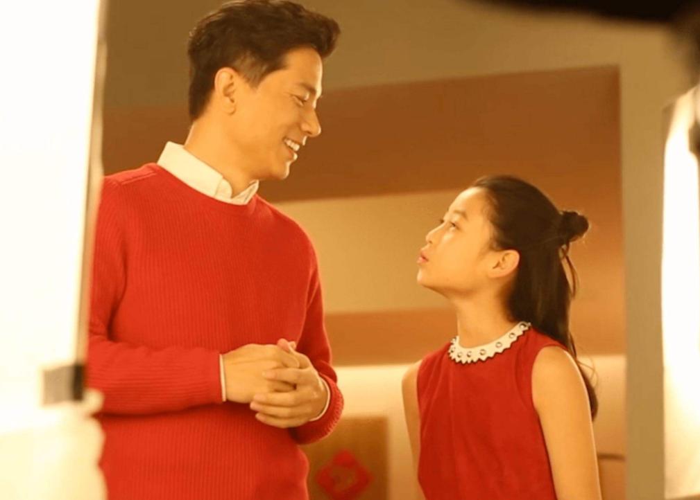 孩子被欺负时却不敢还手，如此怂娃，父母要承担很大责任