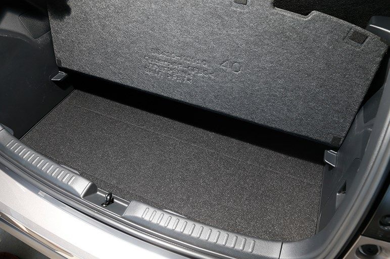 丰田雅力士2011款1.6g自动炫动版,全新丰田雅力士gr