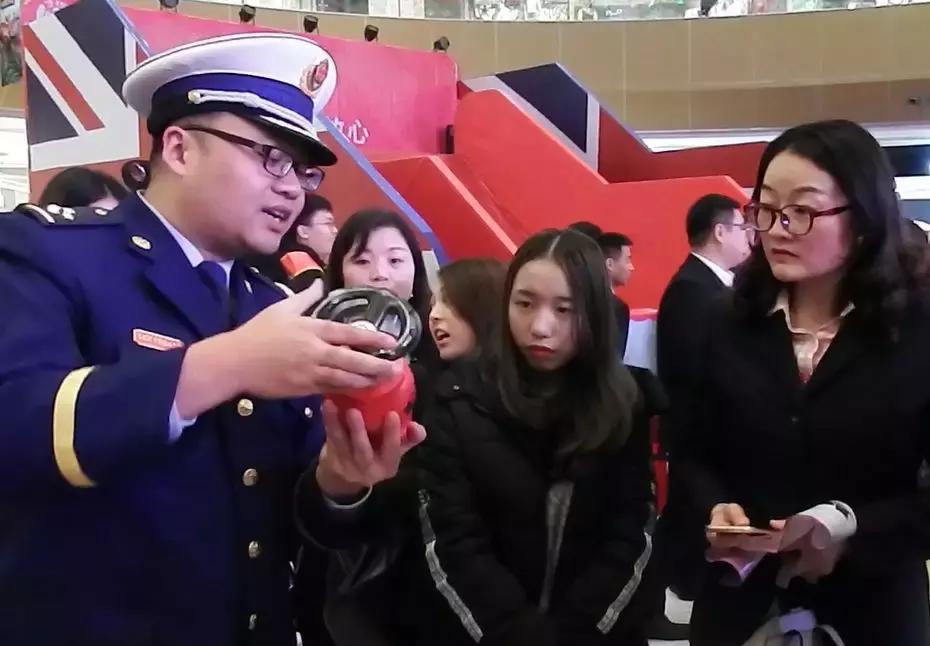 【3.15打假】宜春市消防救援支队开展3.15消防产品真伪辨别宣传活动，这些“真假”灭火器你会辨别吗？