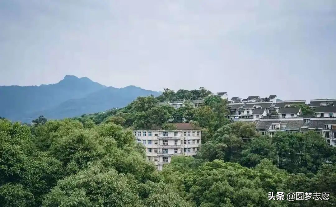 西南交通大学值得上吗,西南交通大学为什么排名这么高