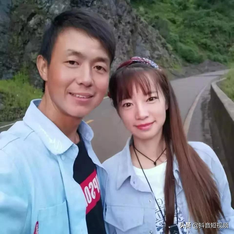 抖音竟然还有这样一对神仙眷侣,这一对神仙眷侣引众人羡慕