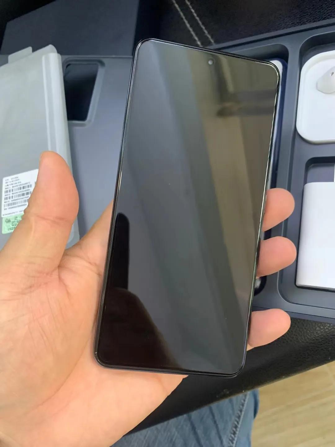 怎么给手机贴膜最快的方法,手机钢化膜贴膜技巧视频教程