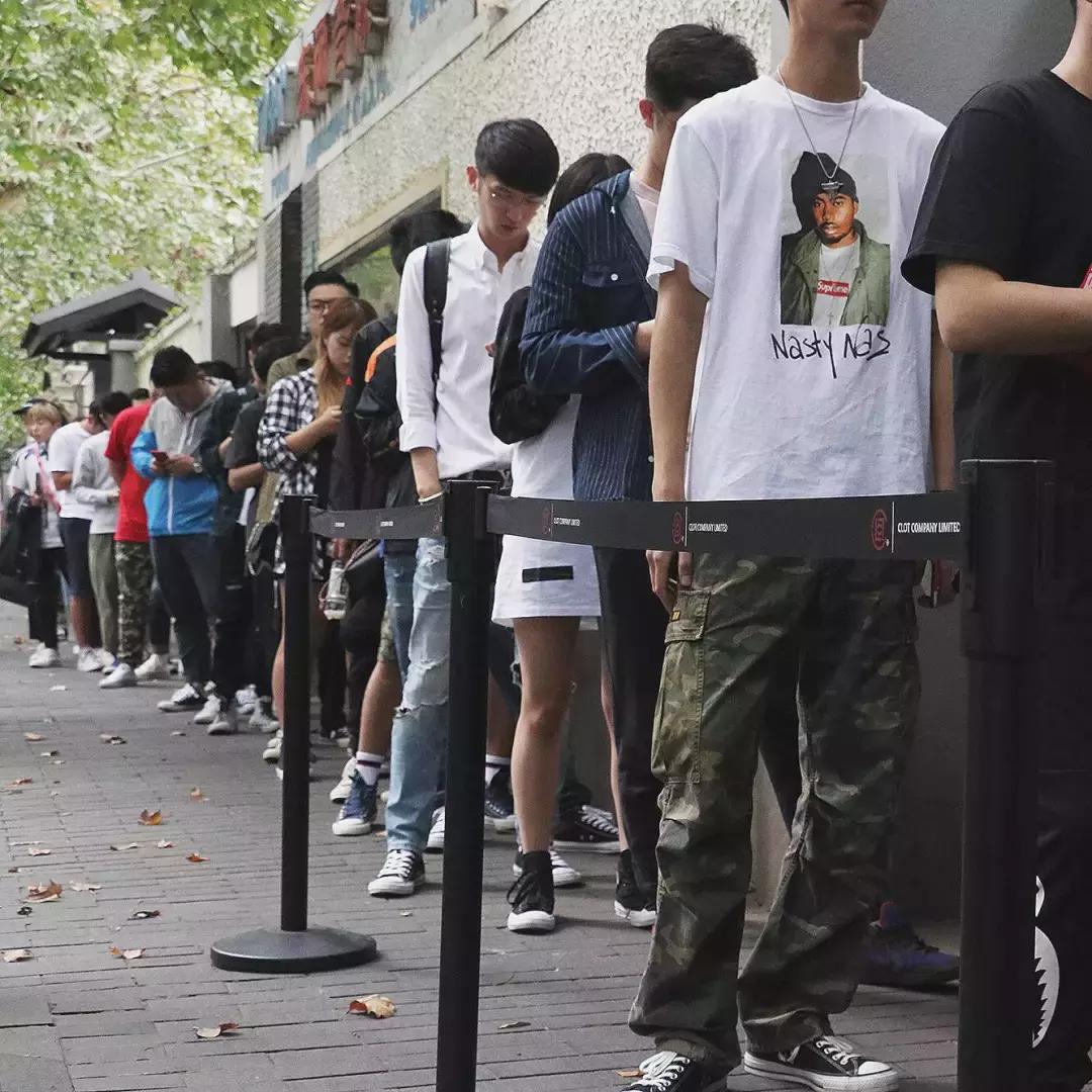 炒鞋赚钱的真实经历,25岁炒鞋月入百万