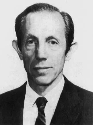 中国心血管博物馆|保罗•卓尔：体外除颤和心脏起搏器的先驱