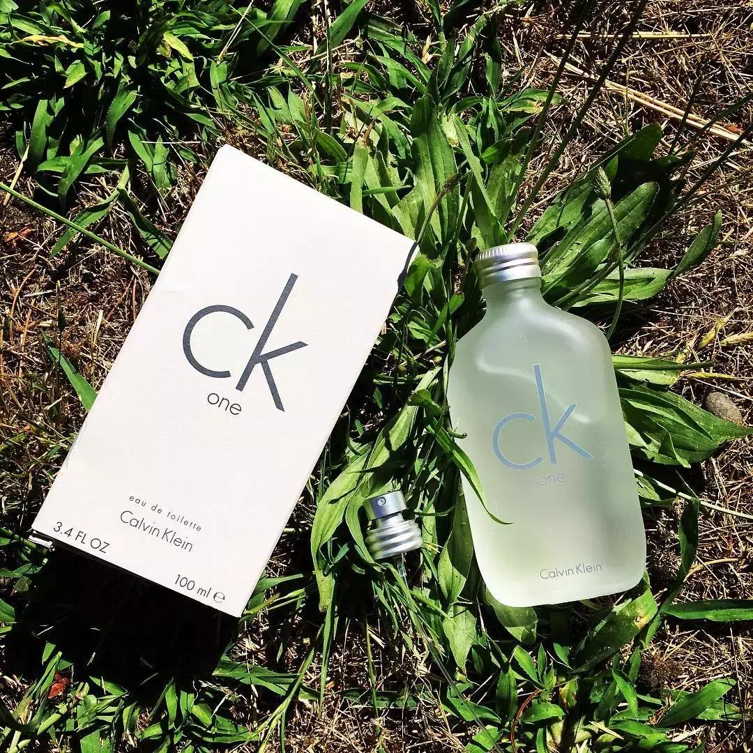 一款让人无法忘怀的香水,了解一款经典香水的故事与特点