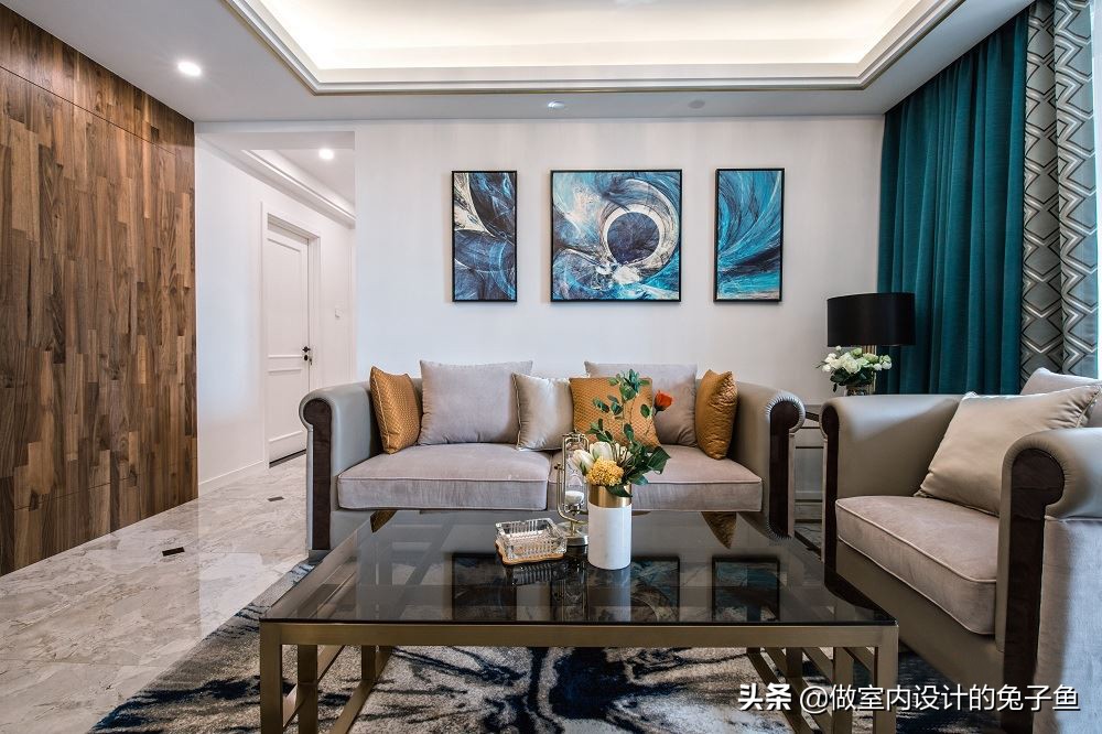 装饰画怎么布置墙面才好看,选对墙面装饰画能让家居品味升级