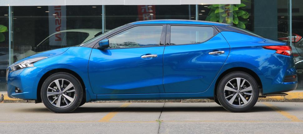 十四代轩逸挑战一箱油1000公里,经典2019款轩逸新车跑7.8个油