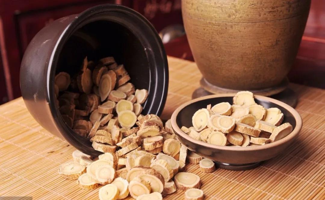 年纪轻轻得了骨质增生怎么办,年纪轻轻骨质增生怎么办