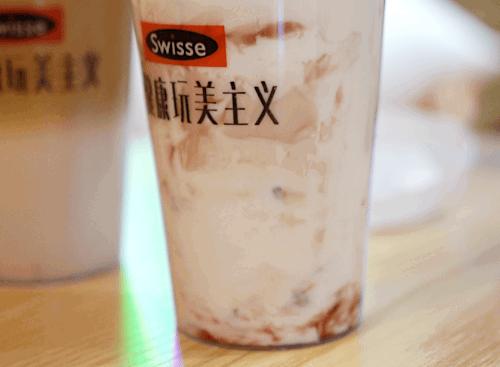 上海的夏天是个美丽的季节,swisse好喝的奶茶