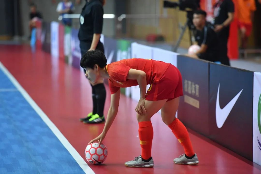 最新5人制足球裁判规则,国际级足球裁判五人制