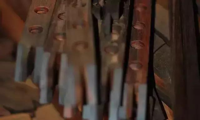 红木家具回收价格和原价差多少,同样是红木家具价格怎么差这么大