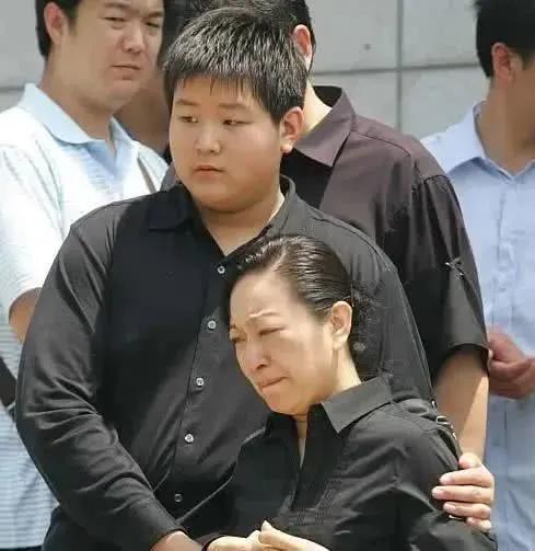 央视主持罗京去世十年妻子改嫁,央视主持罗京去世11年后