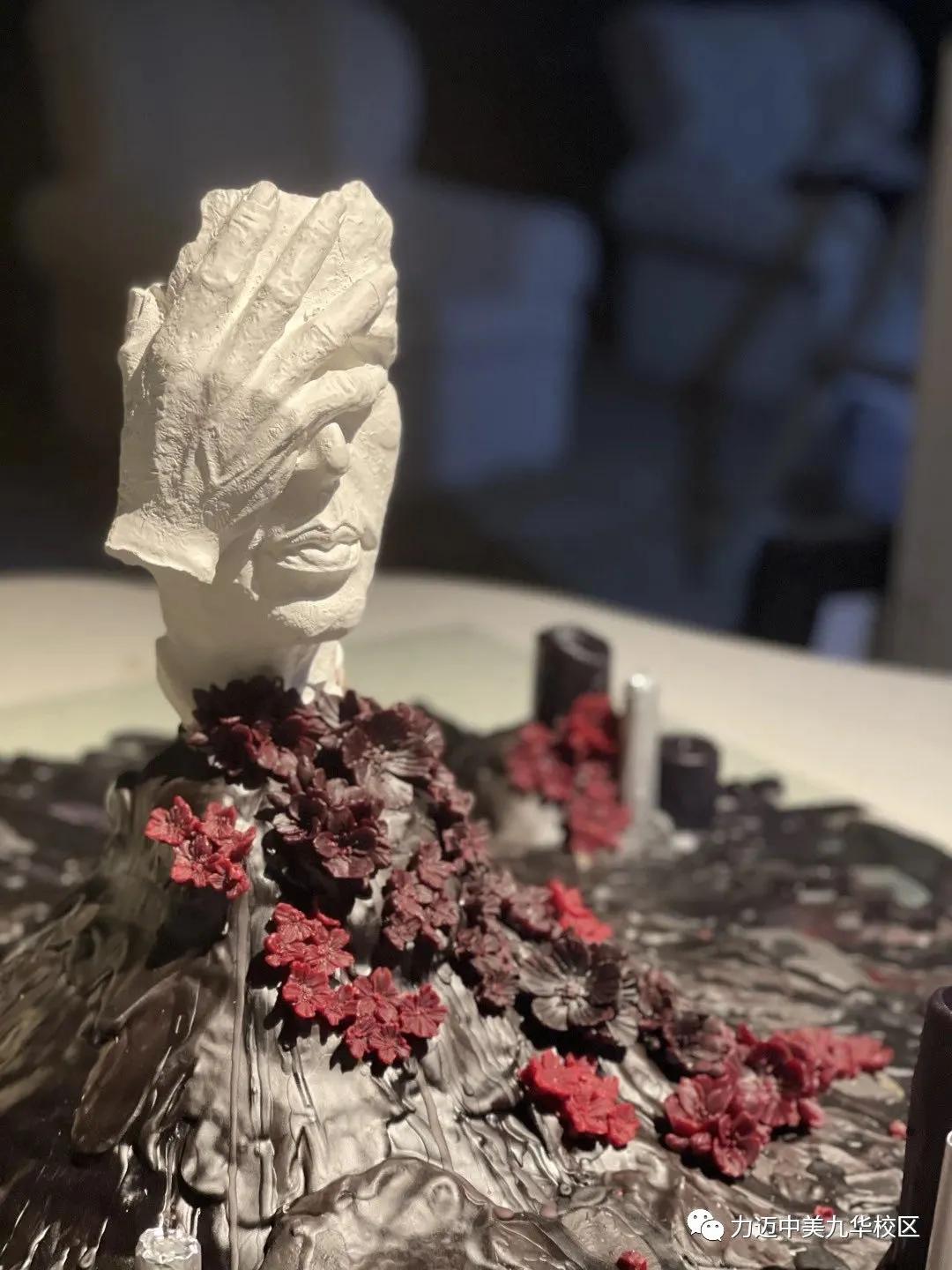 鍔涜繄鍥介檯瀛︽牎涓婚娲诲姩,钖伀鐩镐紶鐮ョ牶鍓嶈绯诲垪娲诲姩