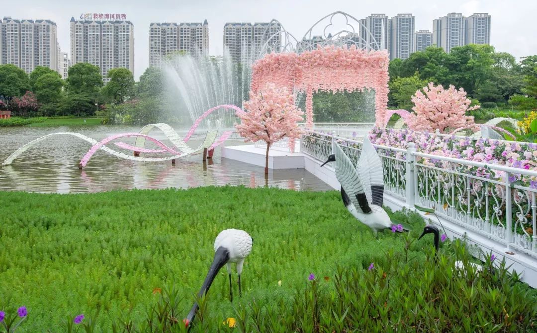 碧桂园施工员福利,碧桂园员工福利怎么样