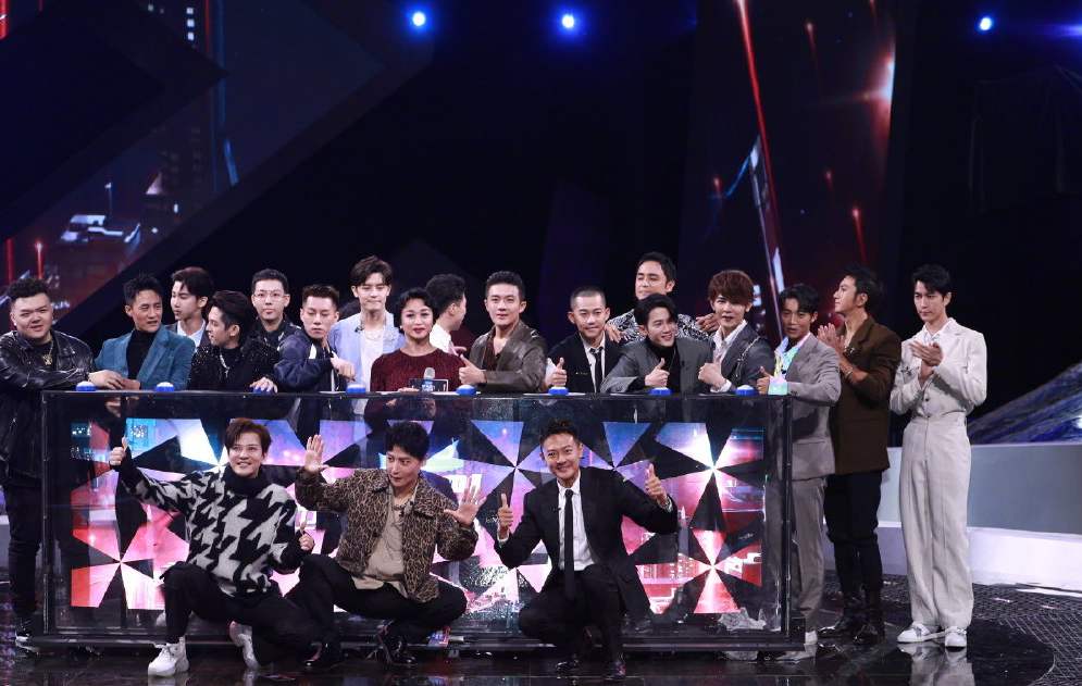 从男主持人转型成演员谁比较成功,从主持人转型成演员谁比较成功