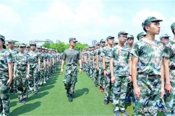 高一新生军训的目的,高一新生军训一般的流程是什么