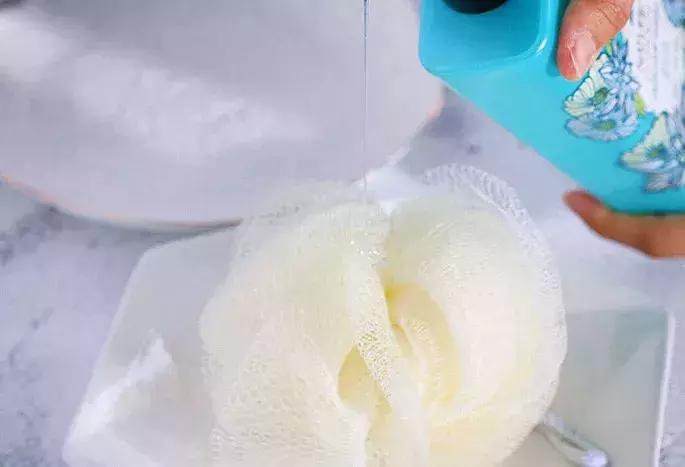 lg香水沐浴露成分,lg菲诗小铺沐浴露香水型持久