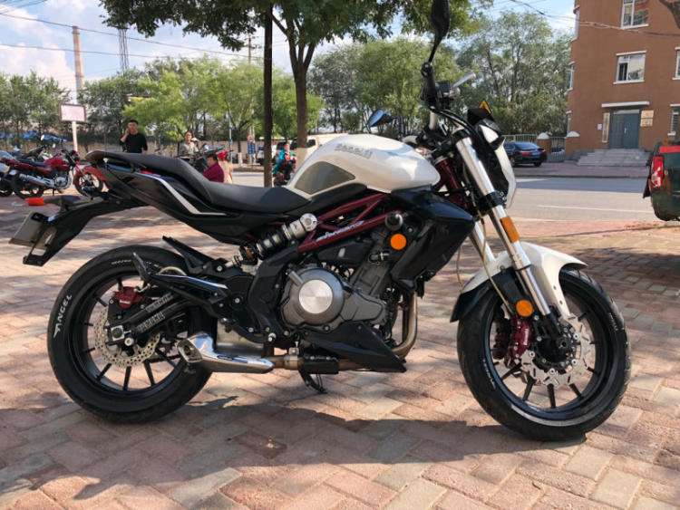 贝纳利黄龙300缺点,黄龙300国产跟欧版的区别