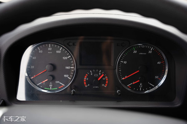 18年解放牌虎vh汽车130马力4米2,解放虎vh180马力4.2米高栏报价