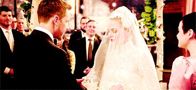 昆凌结婚穿的婚纱真的好大气,唐嫣昆凌婚纱