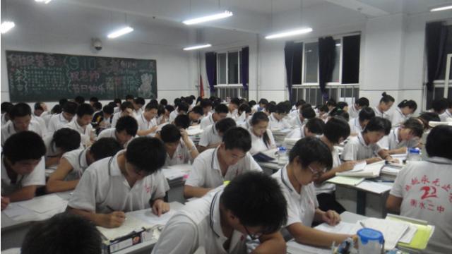 高三孩子有厌学心理解决办法,高三学生出现厌学症高考无望