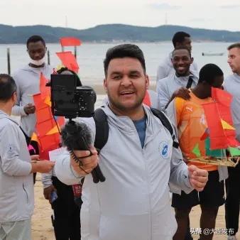 在大连留学生,在外国的中国留学生看国内美食